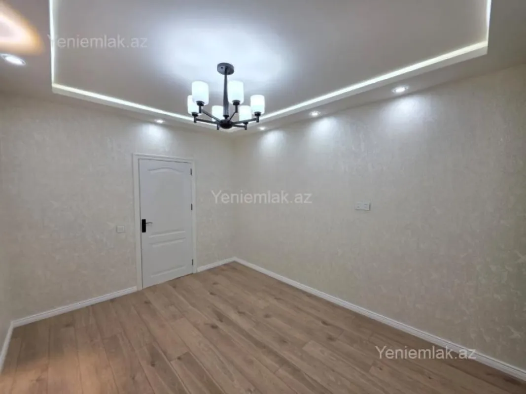 Satılır 2 otaqlı köhnə tikili 60 m²