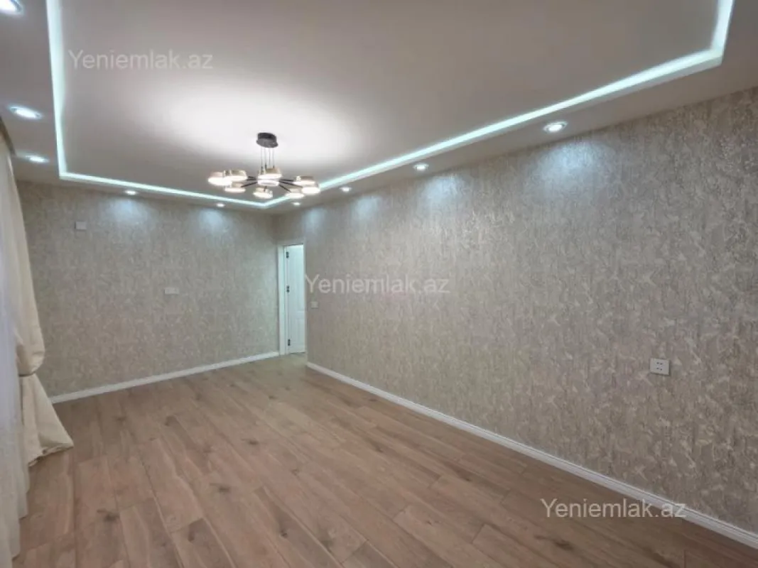 Satılır 2 otaqlı köhnə tikili 60 m²