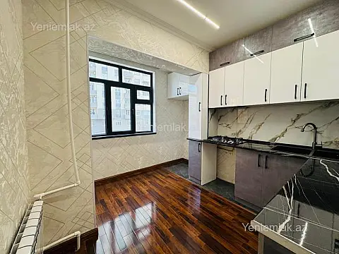 Satılır 3 otaqlı köhnə tikili 75 m²