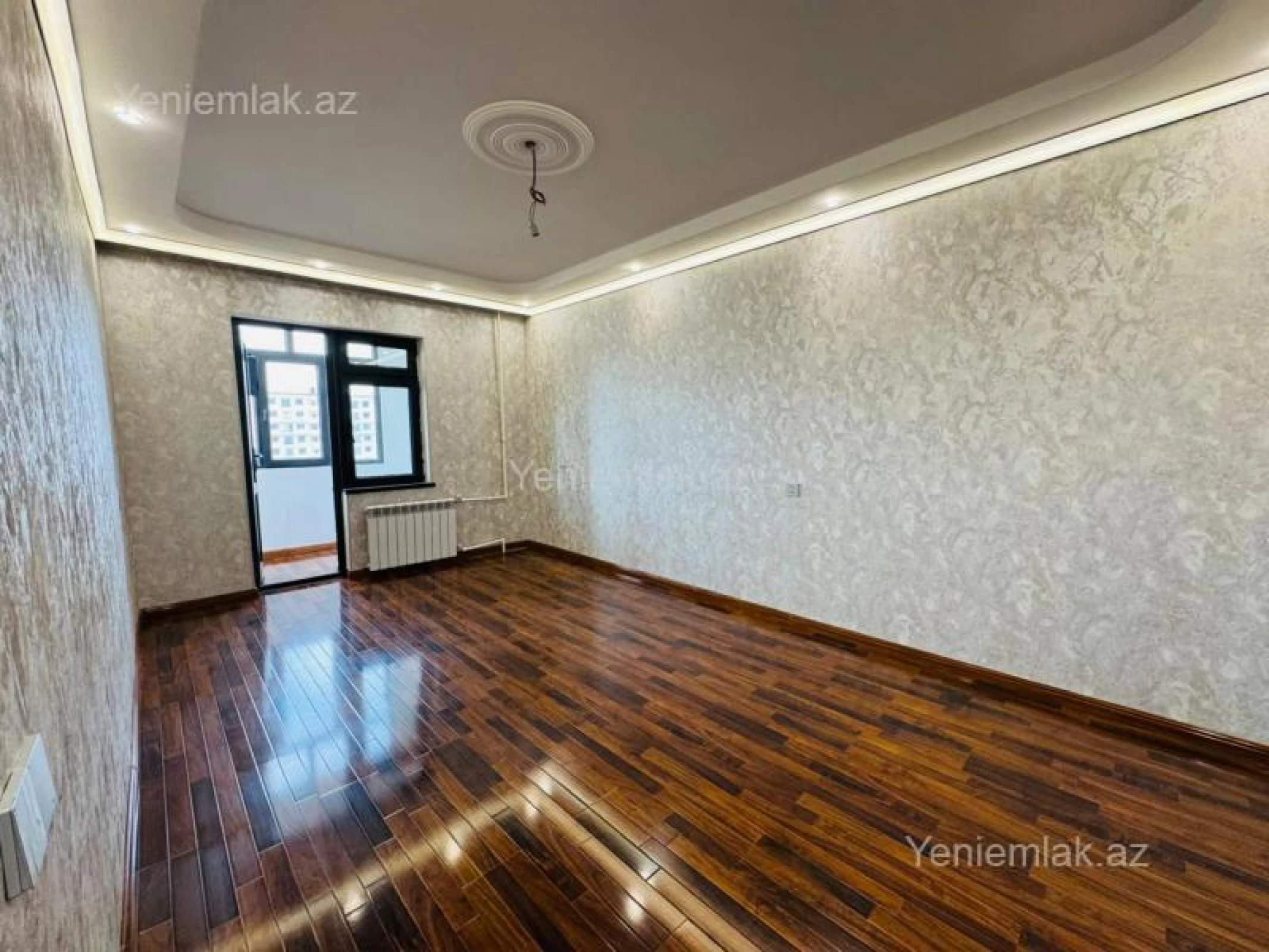 Satılır 3 otaqlı köhnə tikili 75 m²