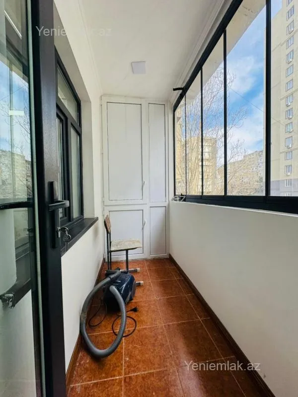 Satılır 3 otaqlı köhnə tikili 75 m²
