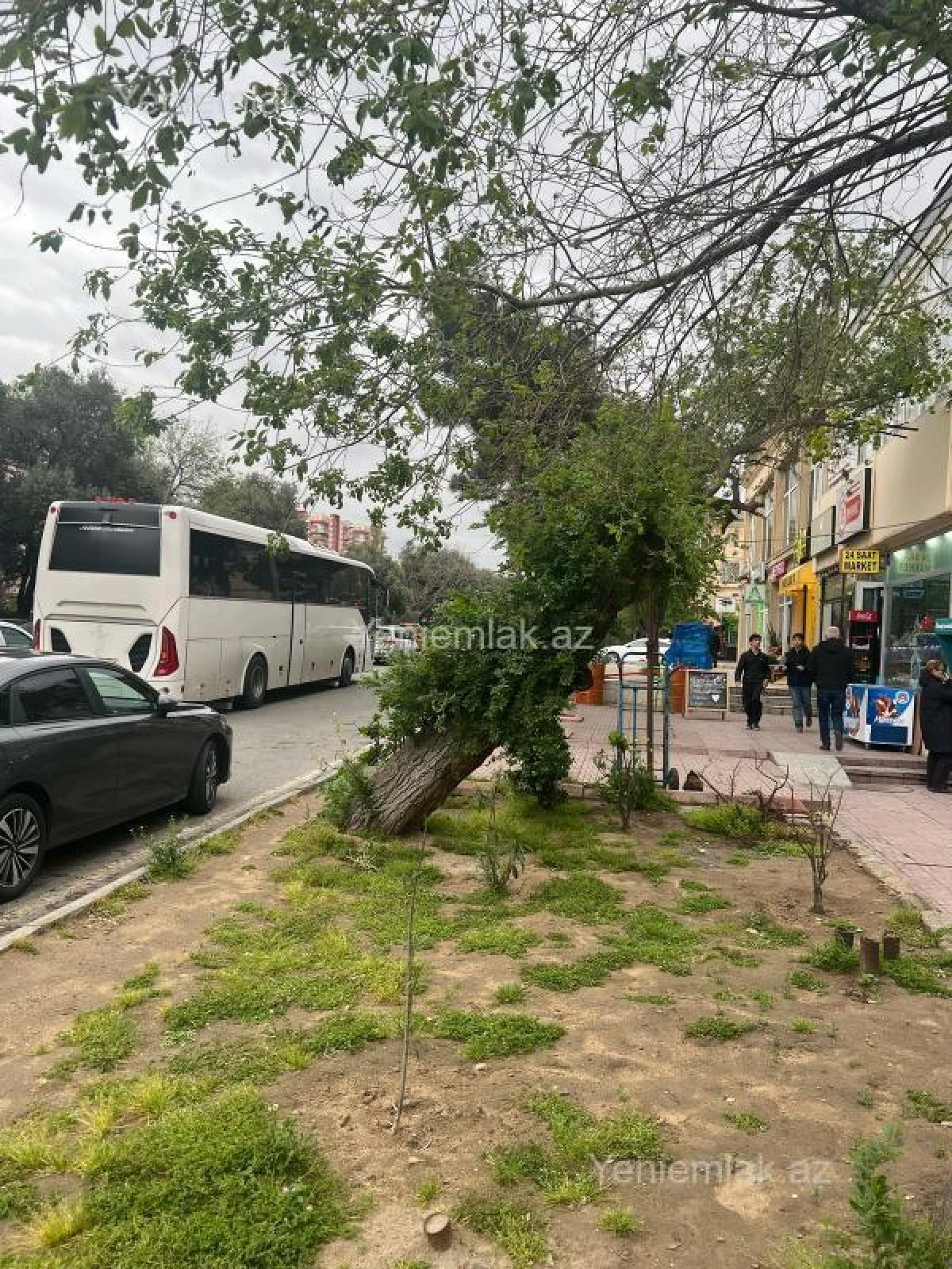 Satılır 3 otaqlı yeni tikili 145 m²