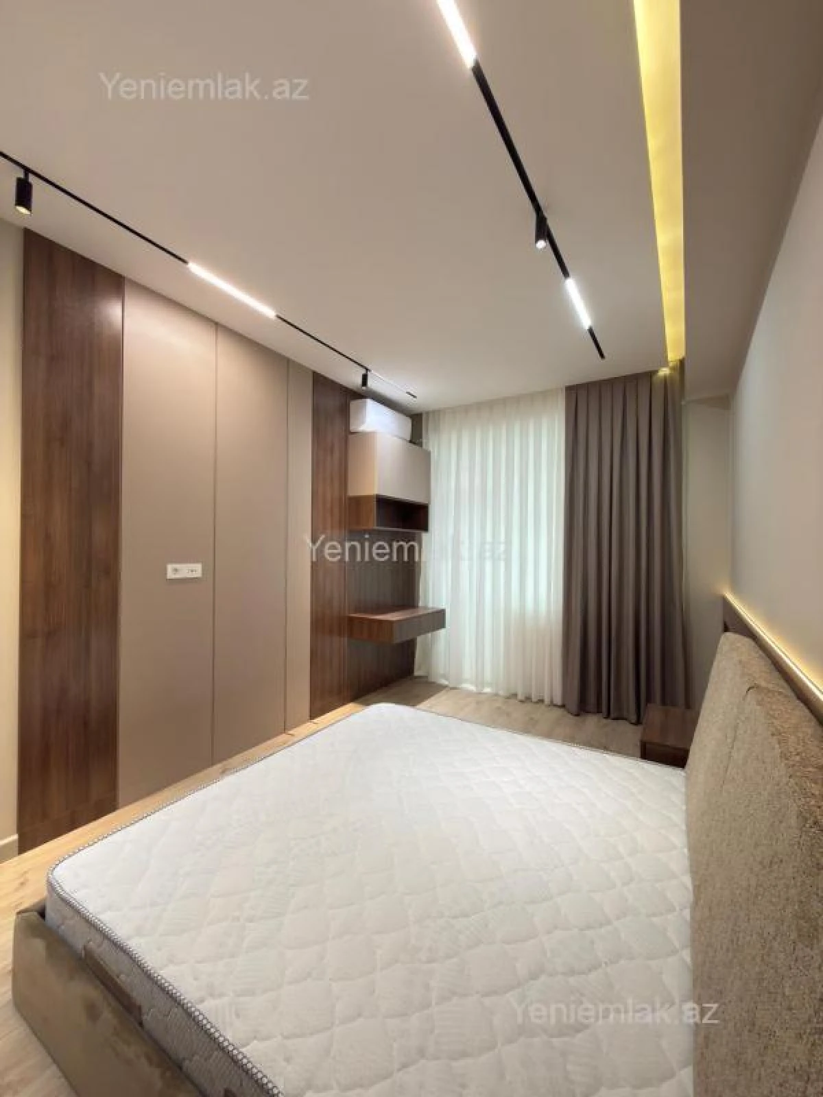 Satılır 4 otaqlı yeni tikili 145 m²