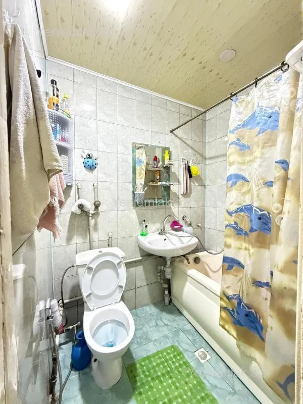 Satılır 1 otaqlı köhnə tikili 35 m²