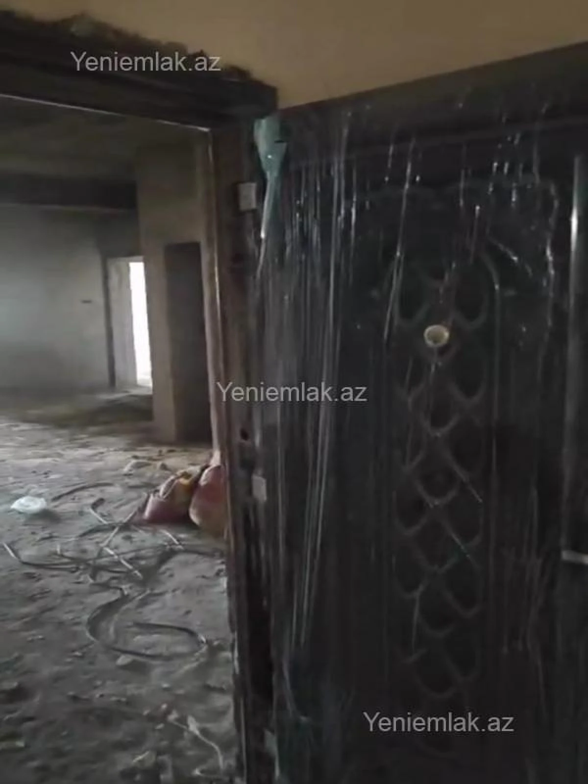 Satılır 3 otaqlı yeni tikili 180 m²