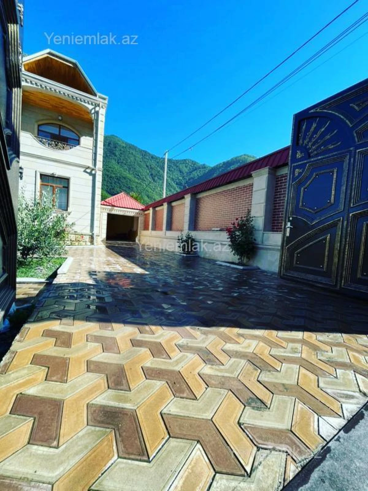 Satılır 6 otaqlı həyət evi 430 m²