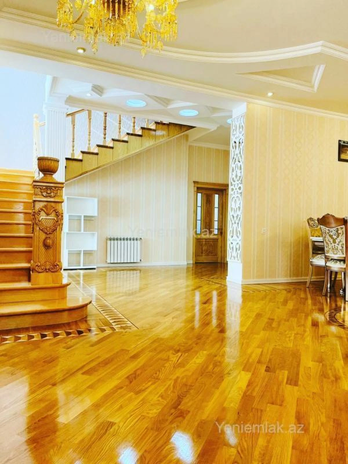 Satılır 6 otaqlı həyət evi 430 m²