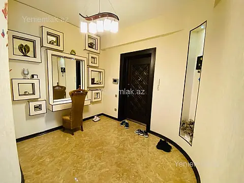 Satılır 3 otaqlı yeni tikili 115 m²