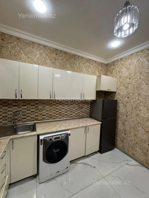 Satılır 3 otaqlı yeni tikili 87 m²