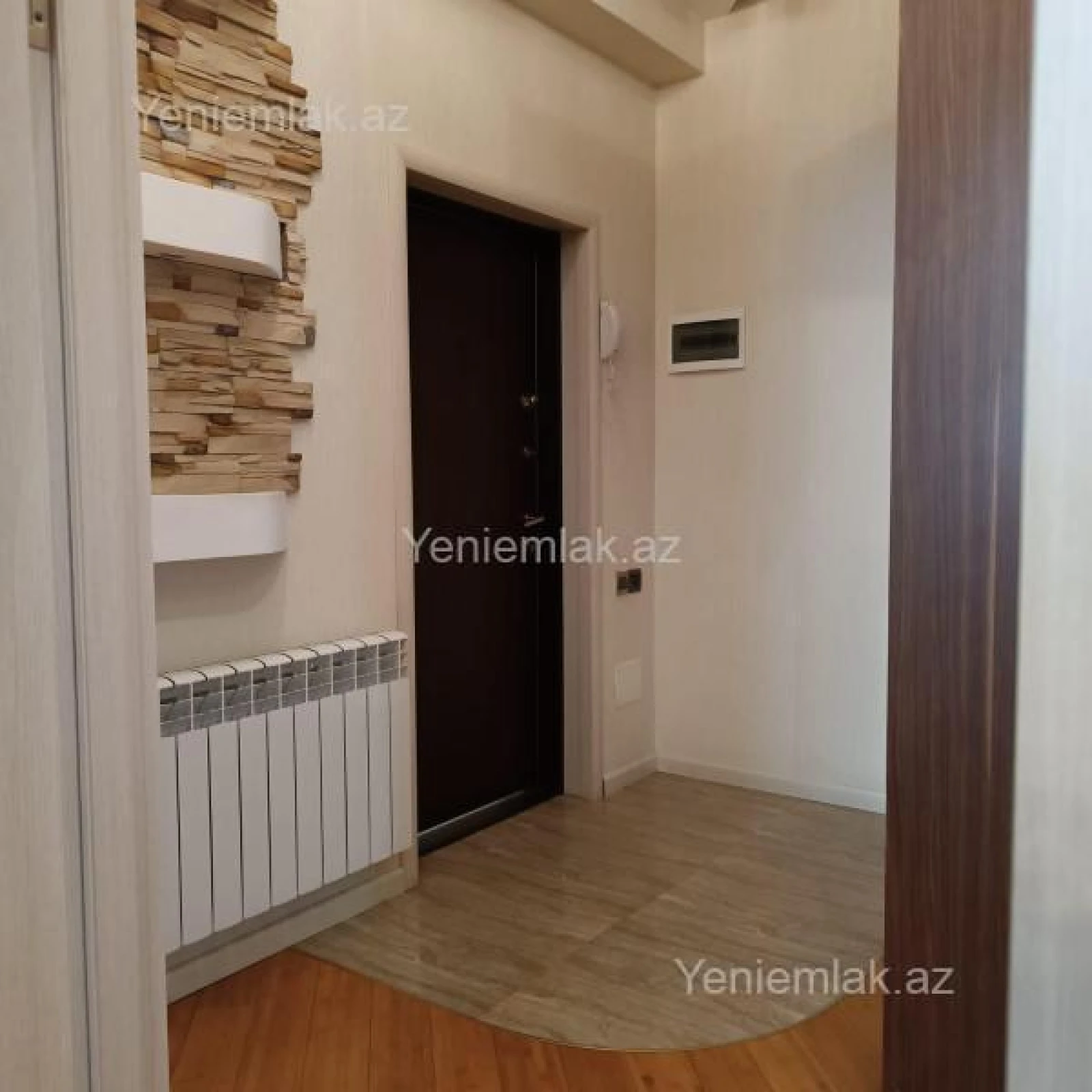 Satılır 3 otaqlı yeni tikili 130 m²