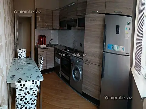 Satılır 3 otaqlı yeni tikili 130 m²