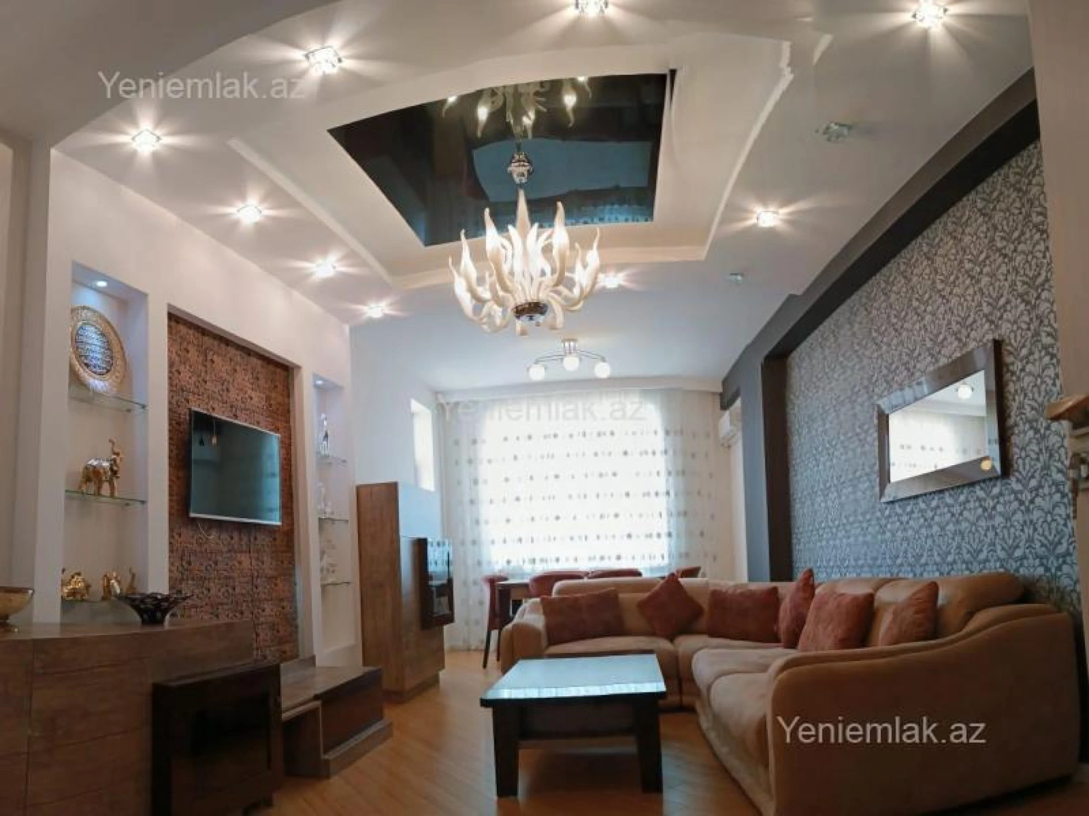 Satılır 3 otaqlı yeni tikili 130 m²