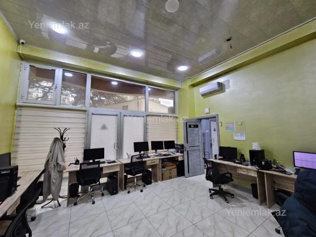 Satılır 1 otaqlı obyekt 90 m²