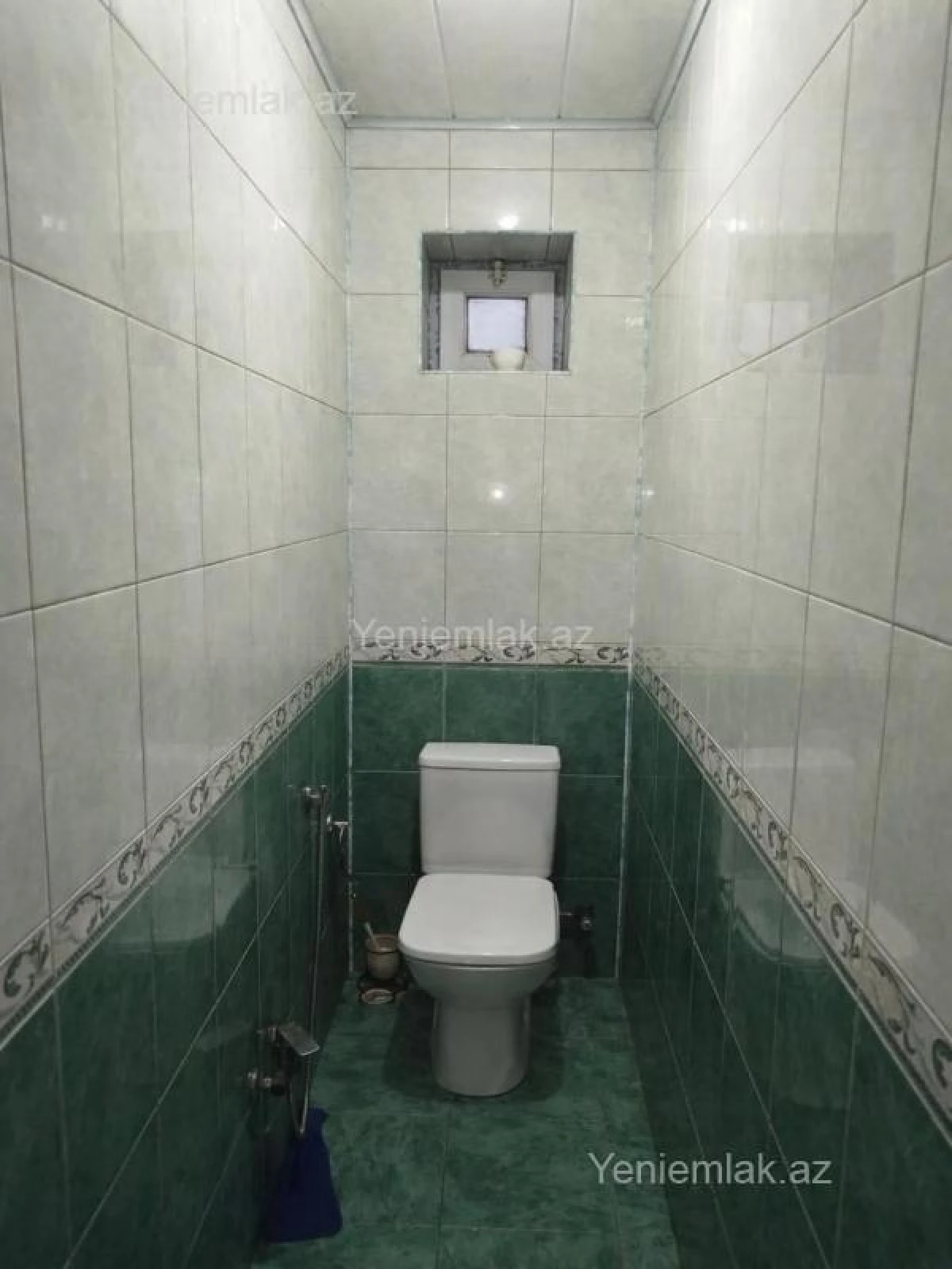 Satılır 4 otaqlı həyət evi 172 m²