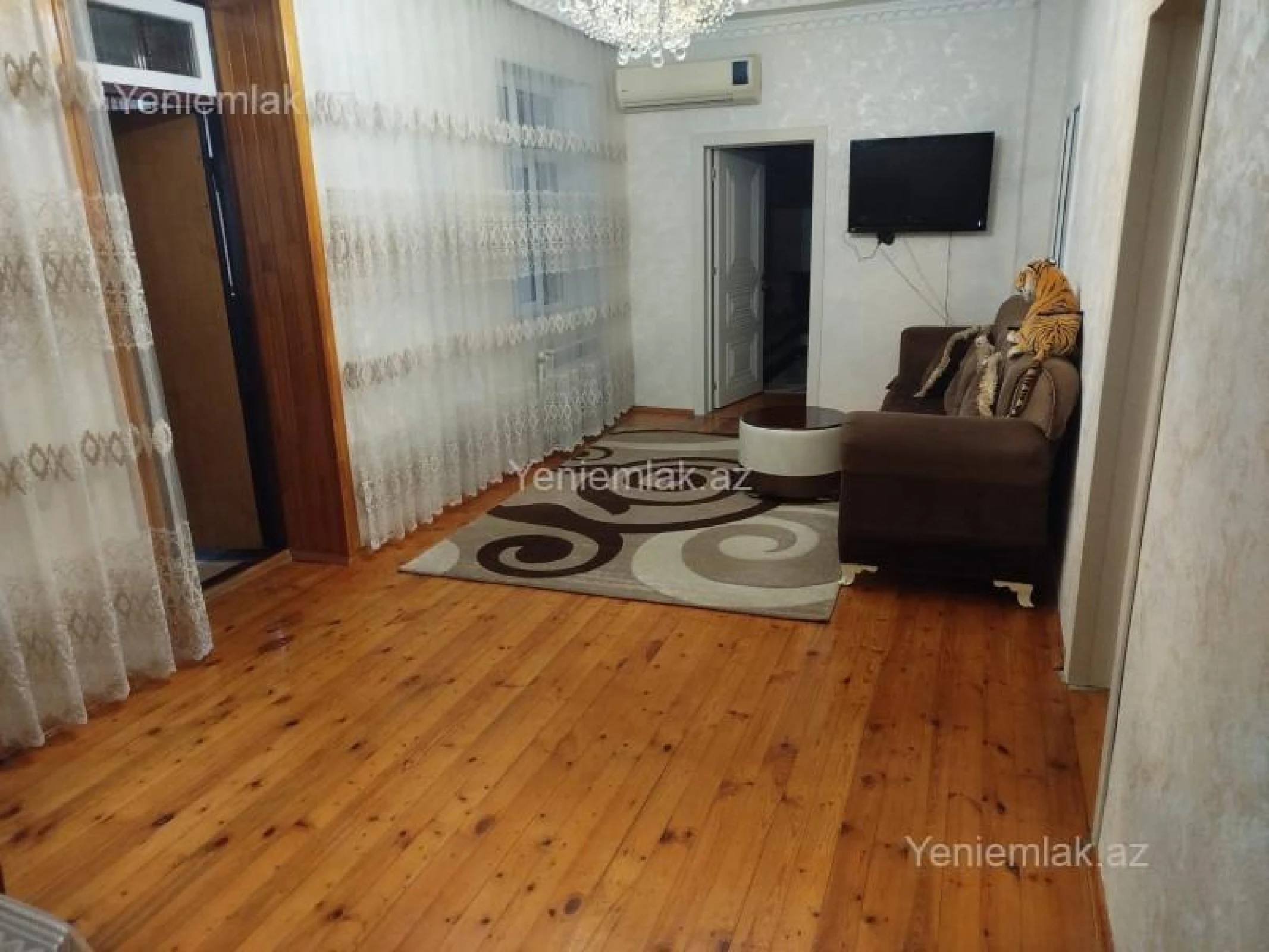 Satılır 4 otaqlı həyət evi 172 m²