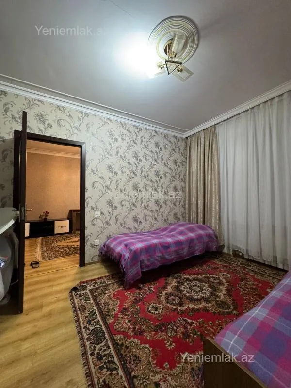 Satılır 2 otaqlı köhnə tikili 28 m²