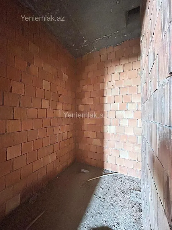 Satılır 2 otaqlı yeni tikili 63 m²