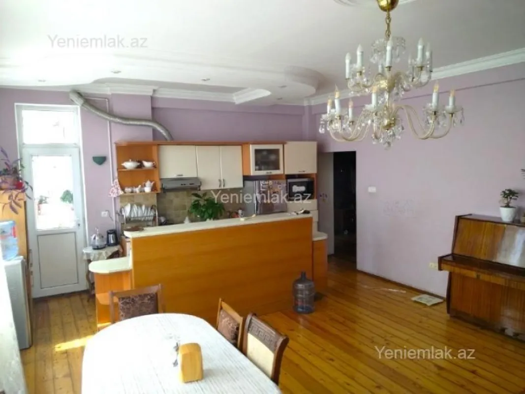 Satılır 4 otaqlı yeni tikili 132 m²