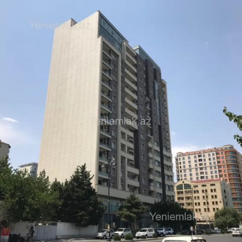Satılır 3 otaqlı yeni tikili 120 m²
