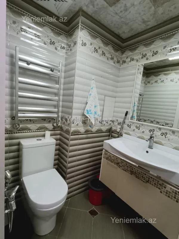 Satılır 3 otaqlı yeni tikili 60 m²