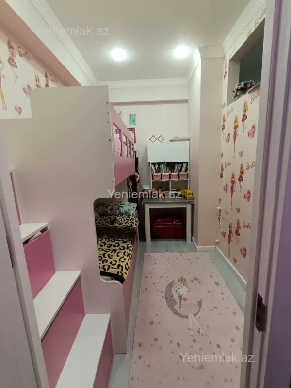 Satılır 3 otaqlı yeni tikili 60 m²