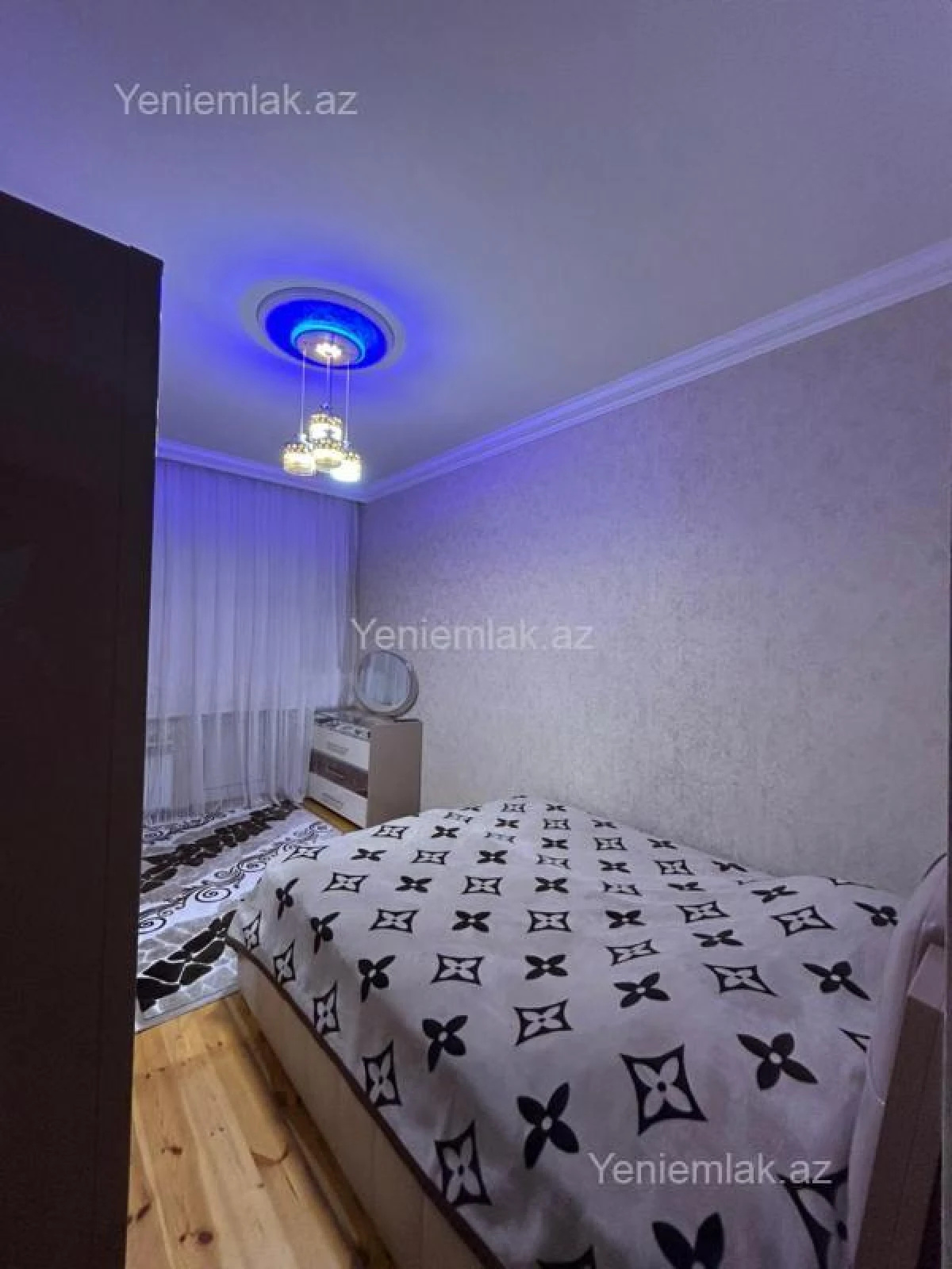 Satılır 3 otaqlı yeni tikili 70 m²