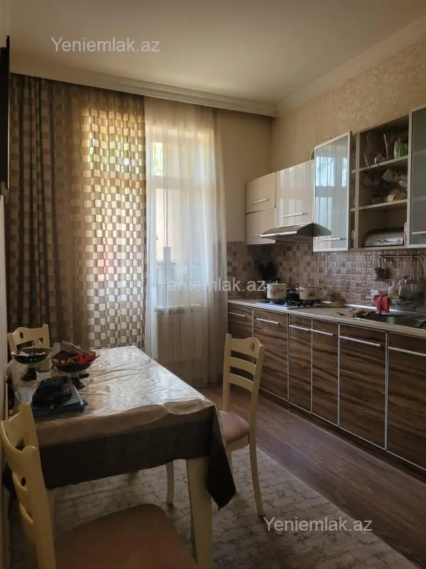 Satılır 3 otaqlı yeni tikili 90 m²