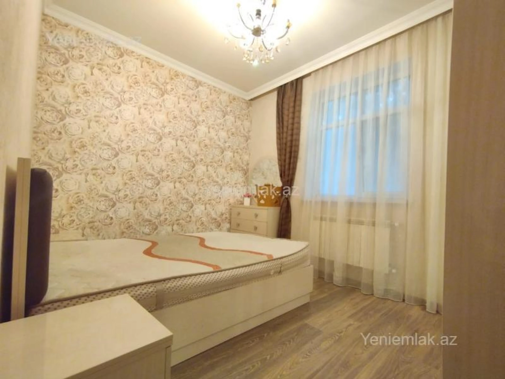 Satılır 3 otaqlı yeni tikili 90 m²