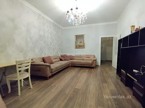 Satılır 3 otaqlı yeni tikili 90 m²