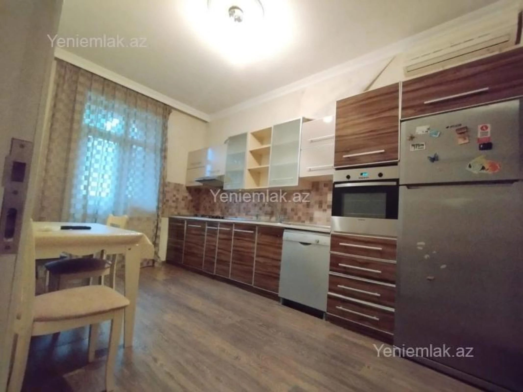 Satılır 3 otaqlı yeni tikili 90 m²