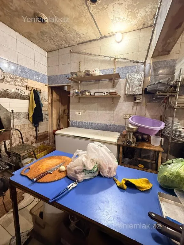 Satılır 9 otaqlı obyekt 200 m²