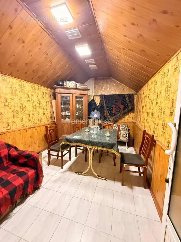 Satılır 9 otaqlı obyekt 200 m²