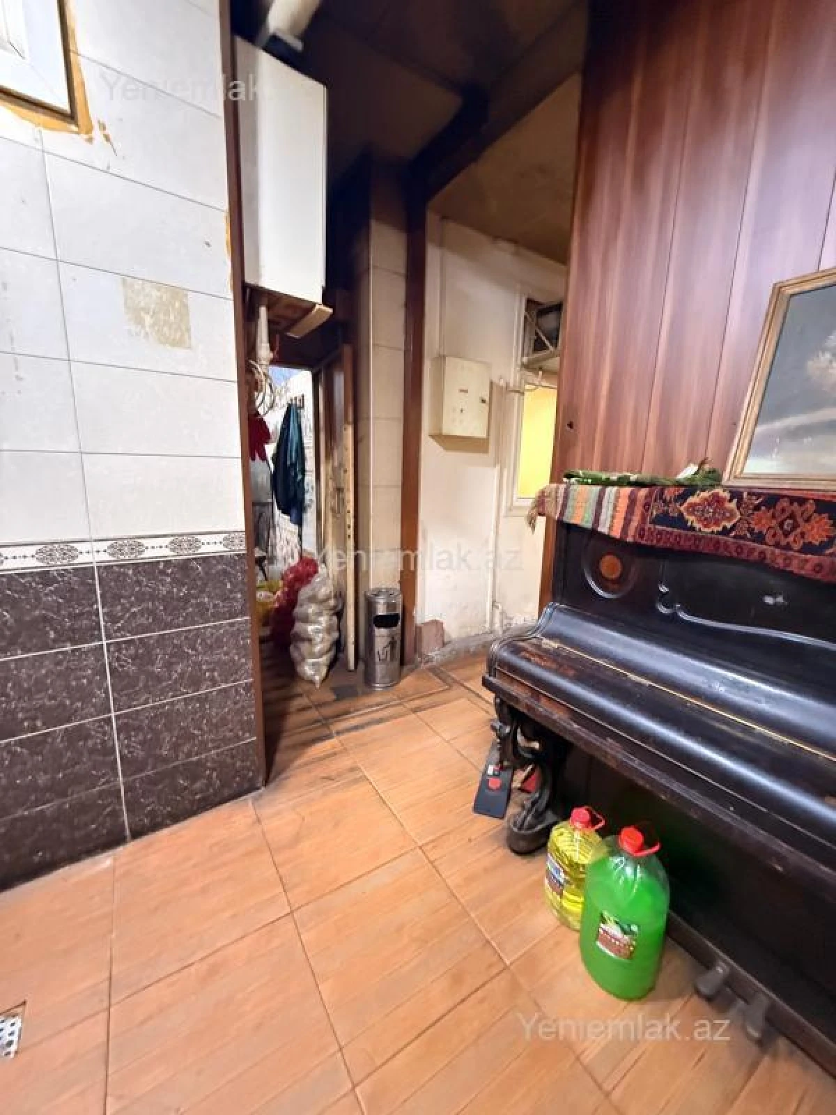 Satılır 9 otaqlı obyekt 200 m²