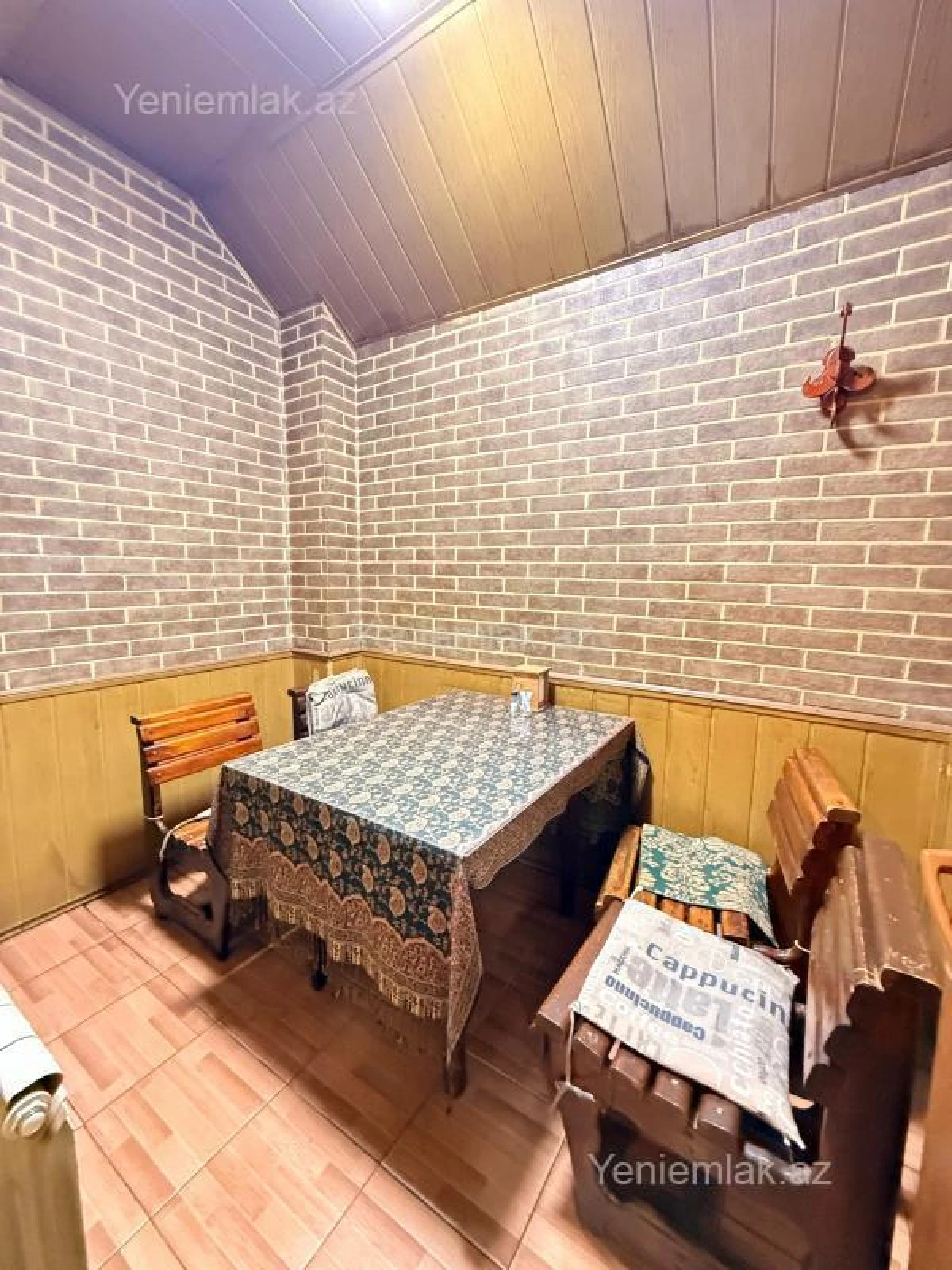 Satılır 9 otaqlı obyekt 200 m²