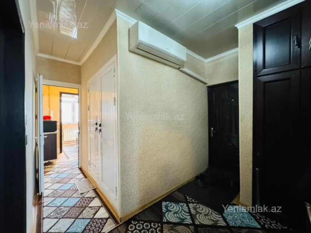 Satılır 3 otaqlı köhnə tikili 75 m²