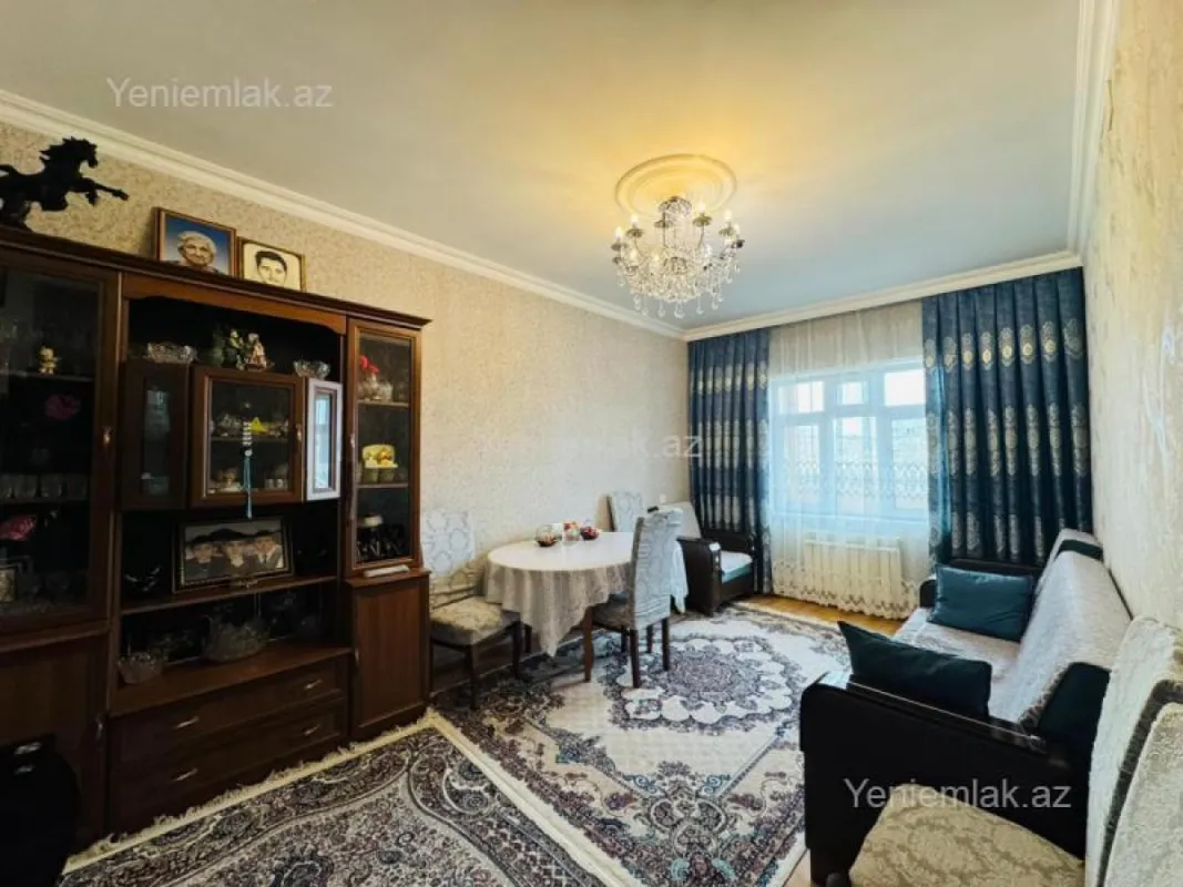 Satılır 3 otaqlı köhnə tikili 75 m²