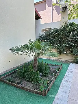 Satılır 5 otaqlı həyət evi 270 m²
