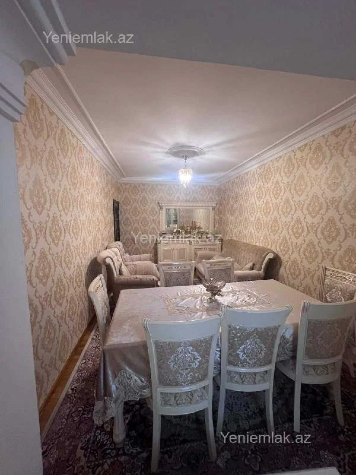 Satılır 4 otaqlı köhnə tikili 110 m²