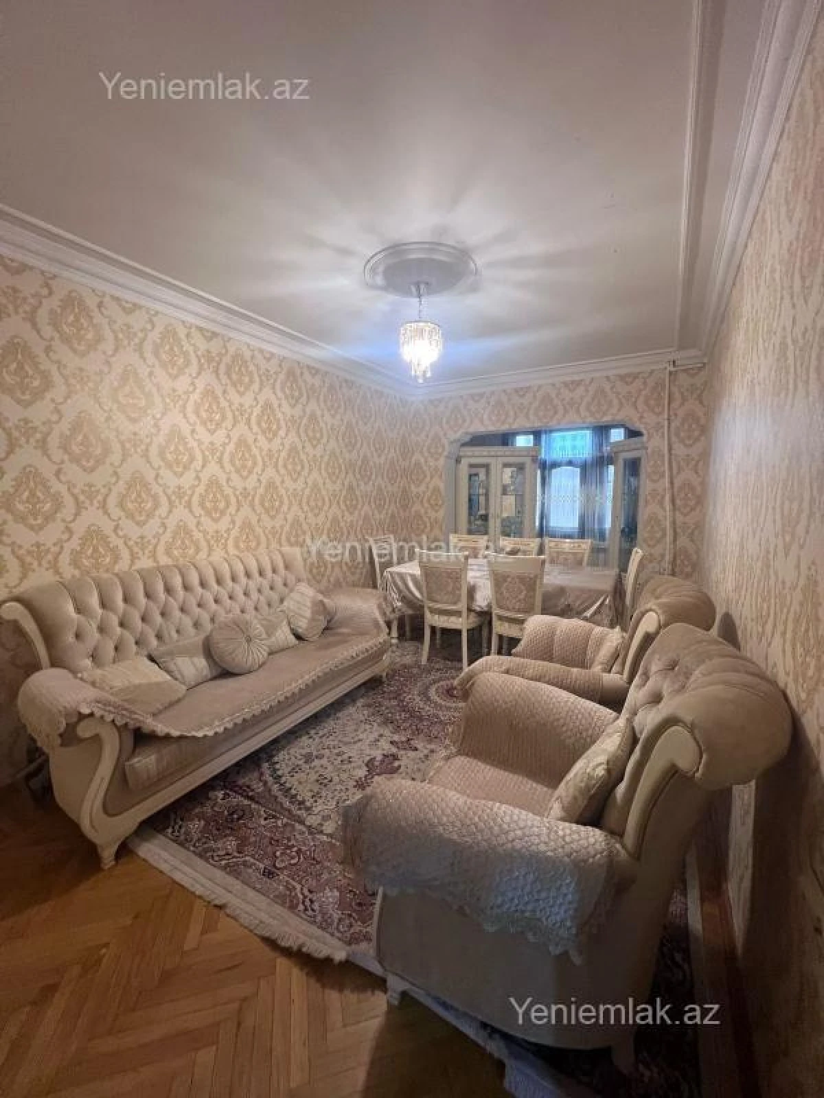 Satılır 4 otaqlı köhnə tikili 110 m²
