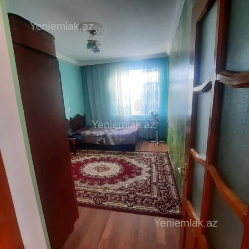 Satılır 5 otaqlı həyət evi 170 m²