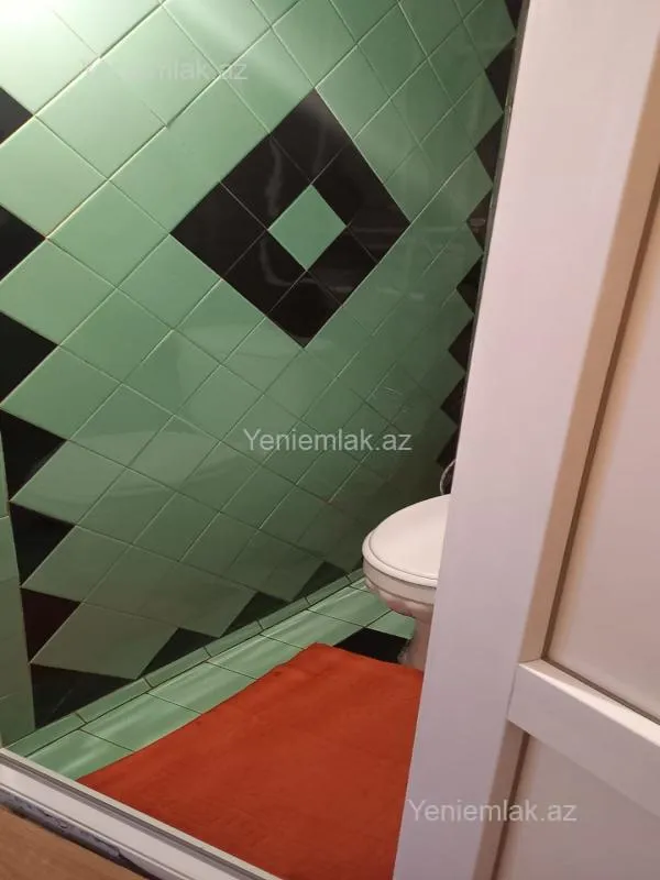 Satılır 2 otaqlı köhnə tikili 60 m²