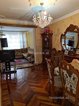 Satılır 3 otaqlı köhnə tikili 75 m² — Bakı, Binəqədi 3 otaq 75.00 m²