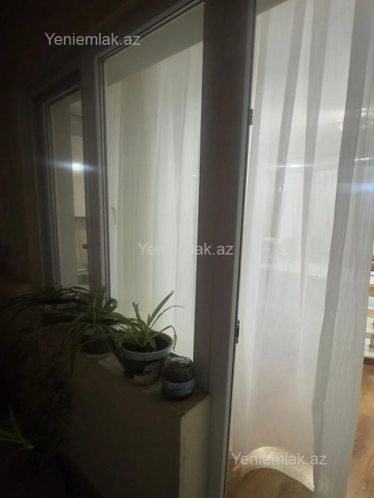Satılır 1 otaqlı köhnə tikili 40 m²