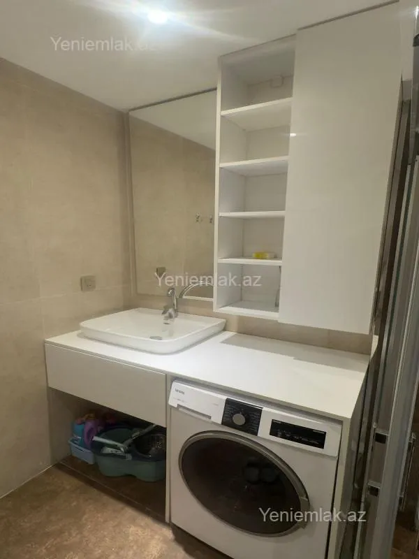 Satılır 1 otaqlı köhnə tikili 40 m²