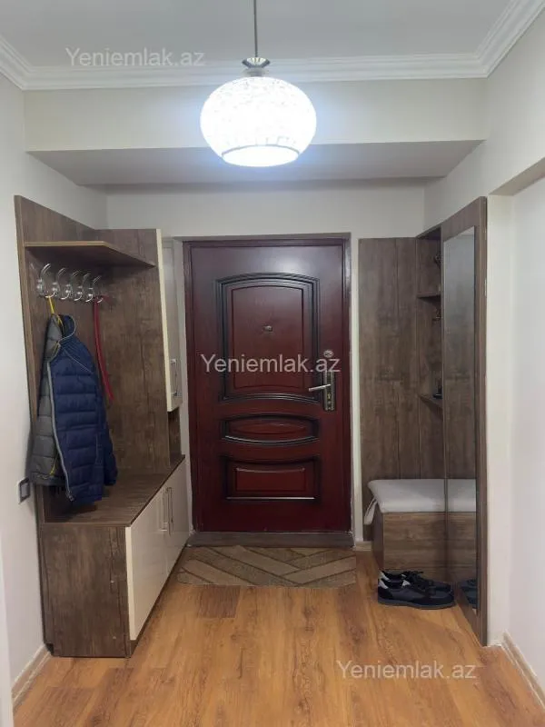 Satılır 1 otaqlı köhnə tikili 40 m²