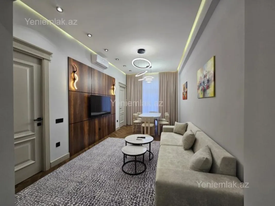 Satılır 3 otaqlı yeni tikili 77 m²