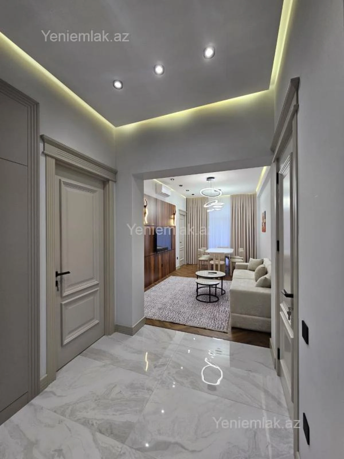 Satılır 3 otaqlı yeni tikili 77 m²