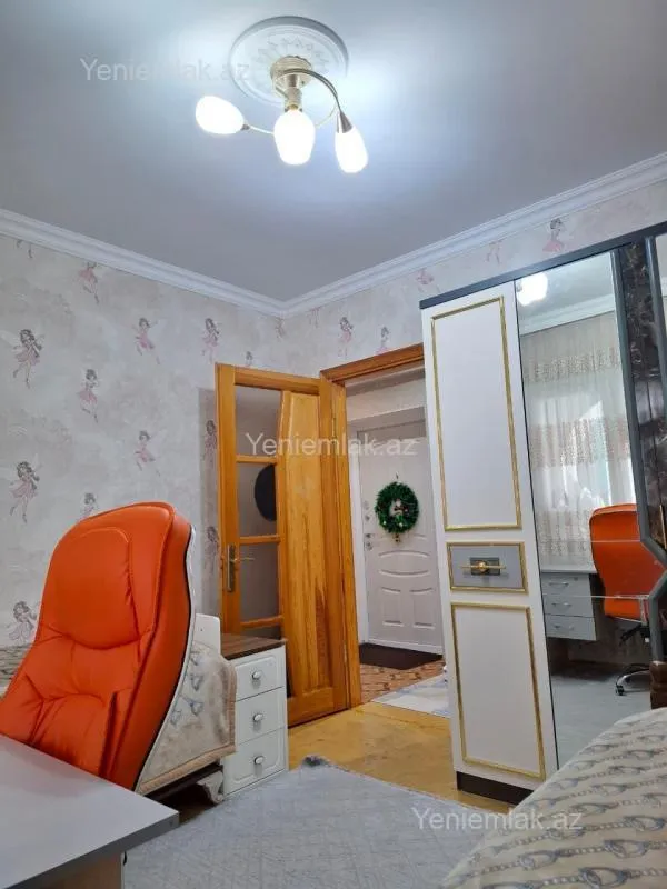 Satılır 3 otaqlı yeni tikili 70 m²