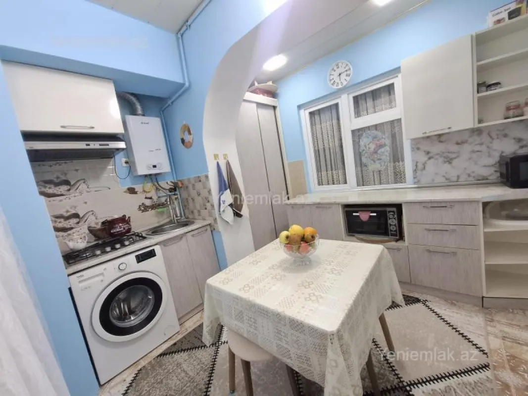 Satılır 3 otaqlı yeni tikili 70 m²