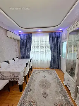 Satılır 3 otaqlı yeni tikili 70 m²